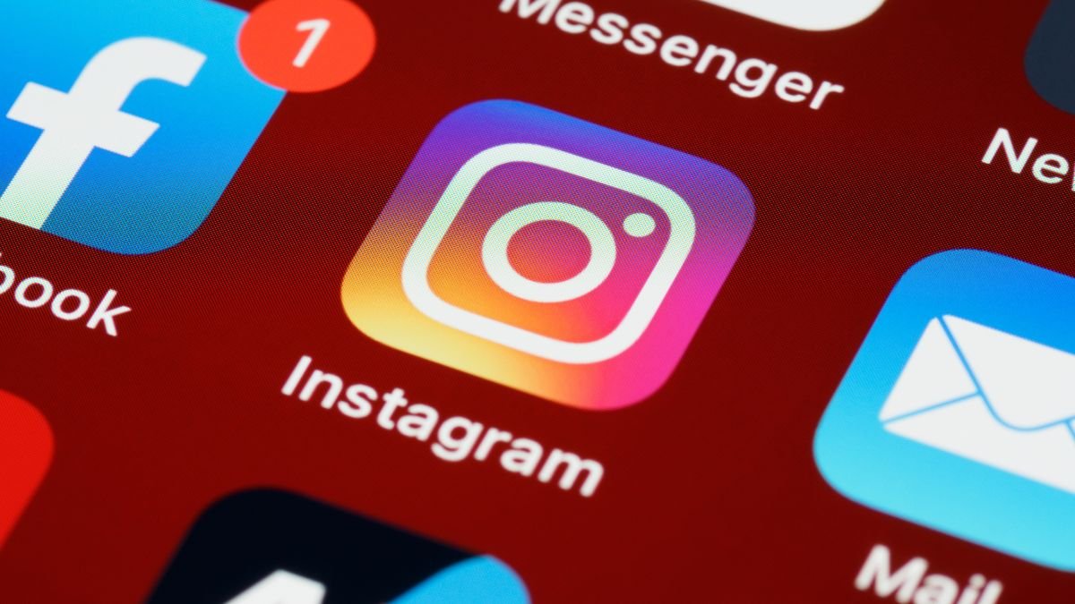 Descubra como tirar o online do instagram