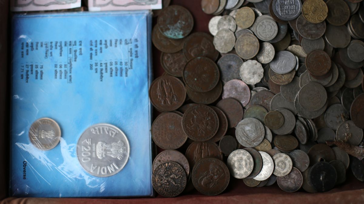 Imagem representando vender moedas antigas - Digilandia